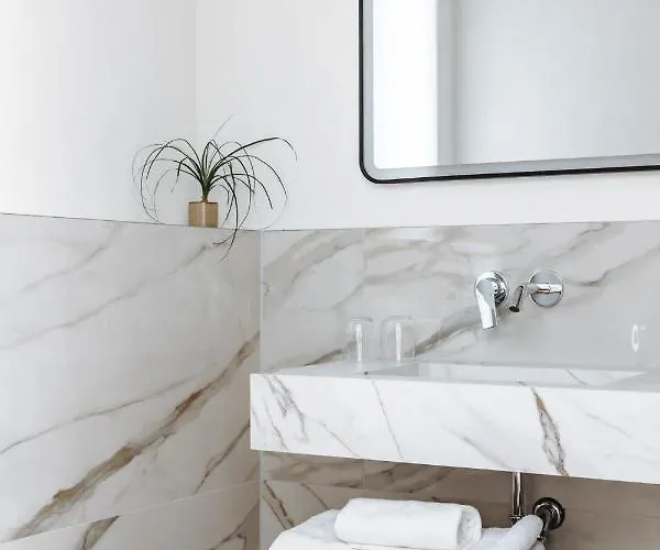 Szálloda Havendijk 4*